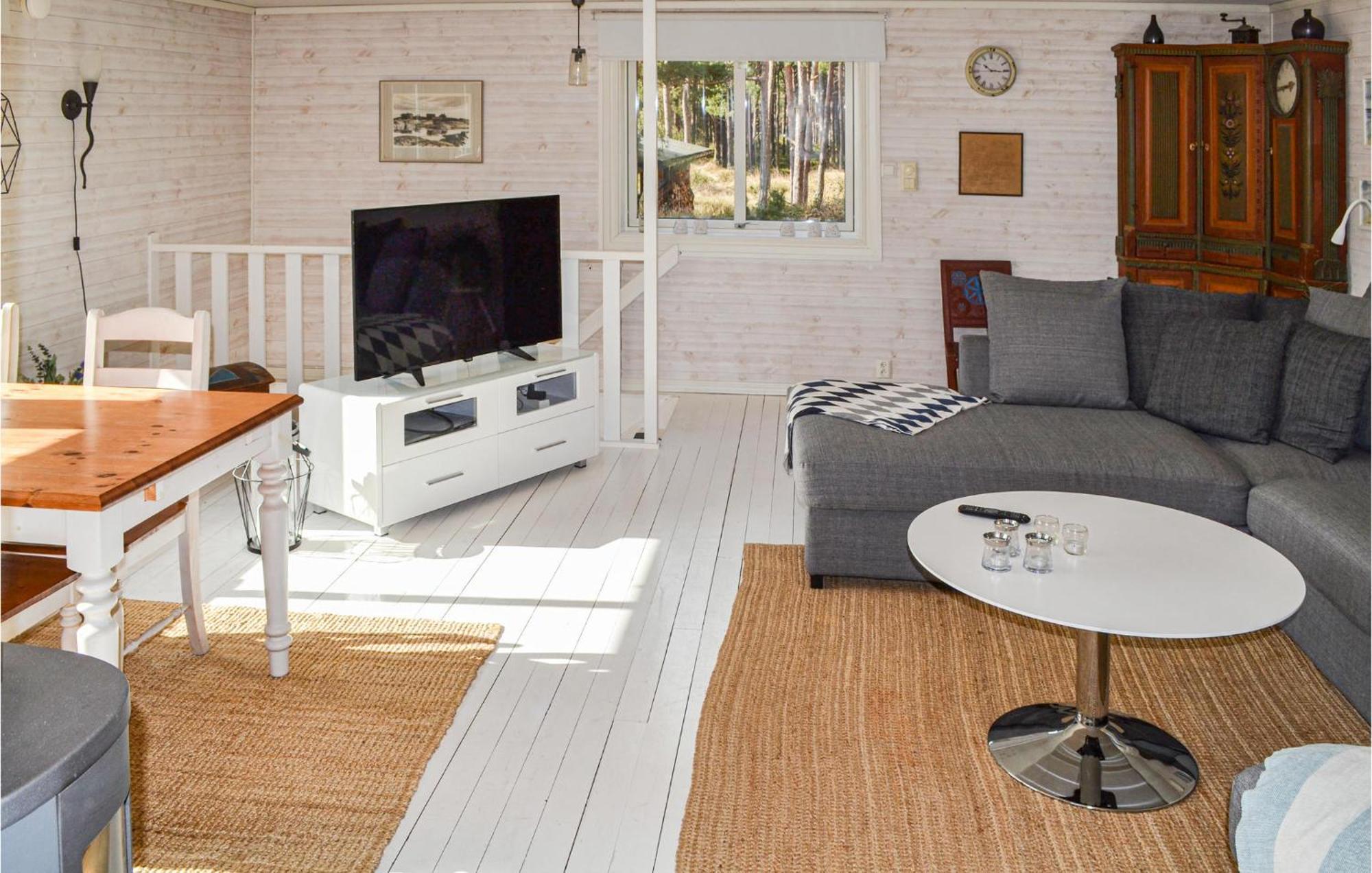 Gorgeous Home In Borrby With Wifi Exterior foto